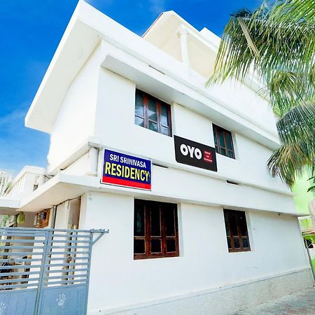 Hotel O Sri Srinivasa Residency 根尼亚古马里 外观 照片