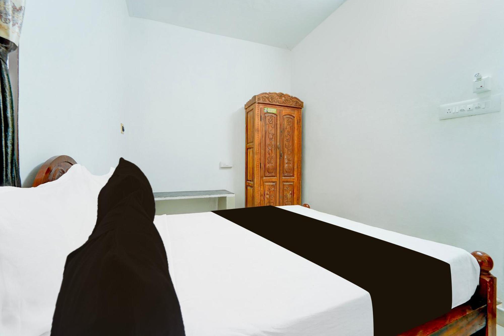 Hotel O Sri Srinivasa Residency 根尼亚古马里 外观 照片